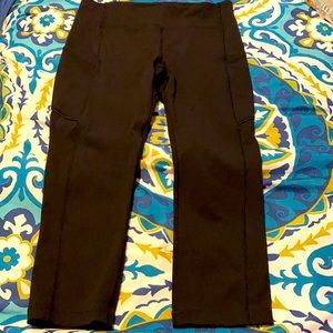 Great Leggings NEW WITHOUT TAGS-black with details